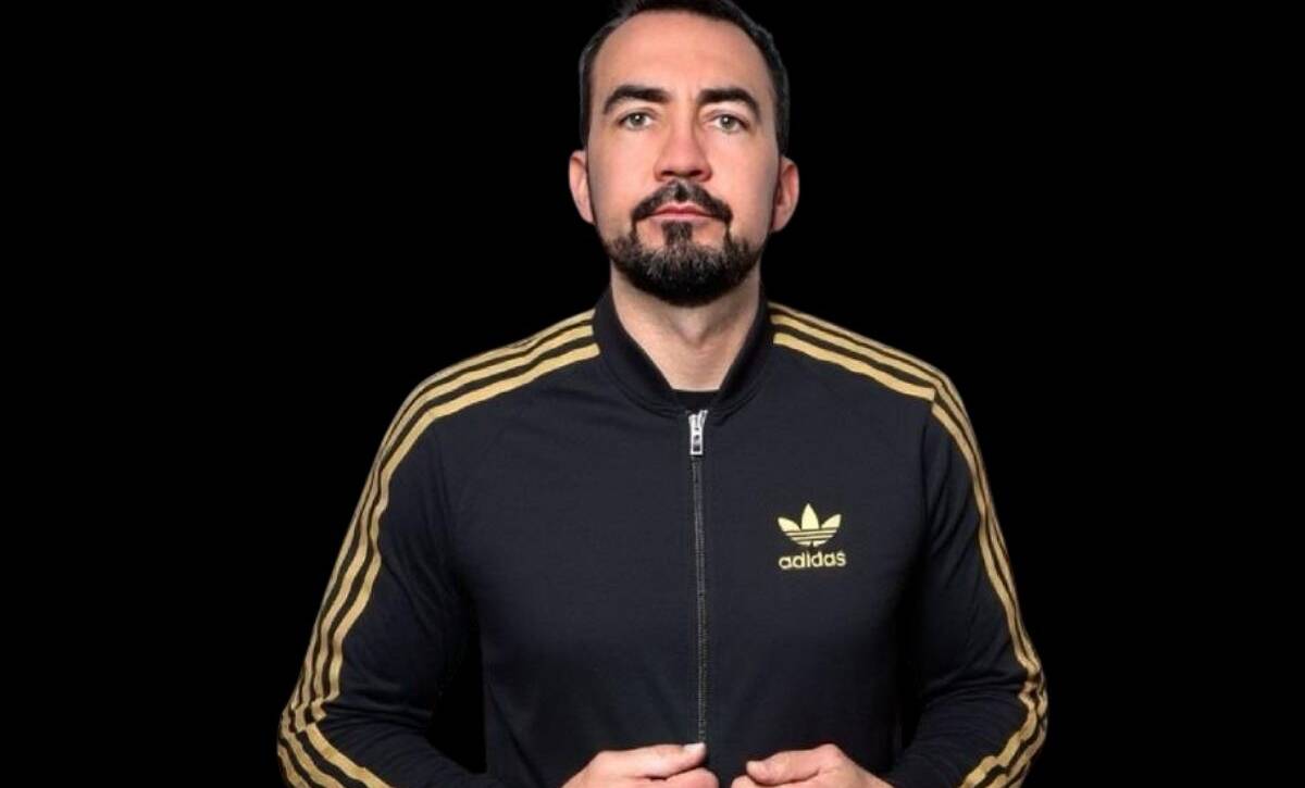 Stephen Carlin Slider Image